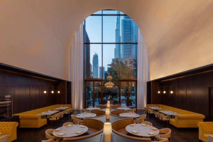 Luxury Deluxe Room With Burj Khalifa View 7 Luxury Bookings