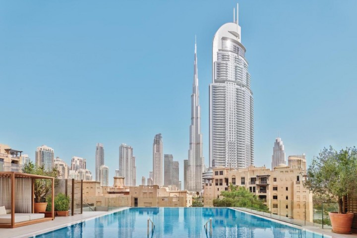Luxury Deluxe Room With Burj Khalifa View 2 Luxury Bookings