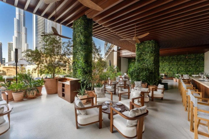 Luxury Deluxe Room With Burj Khalifa View 17 Luxury Bookings