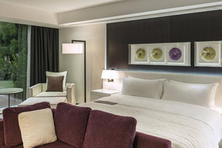 Premium Suite Near The Irish Village 18 Luxury Bookings