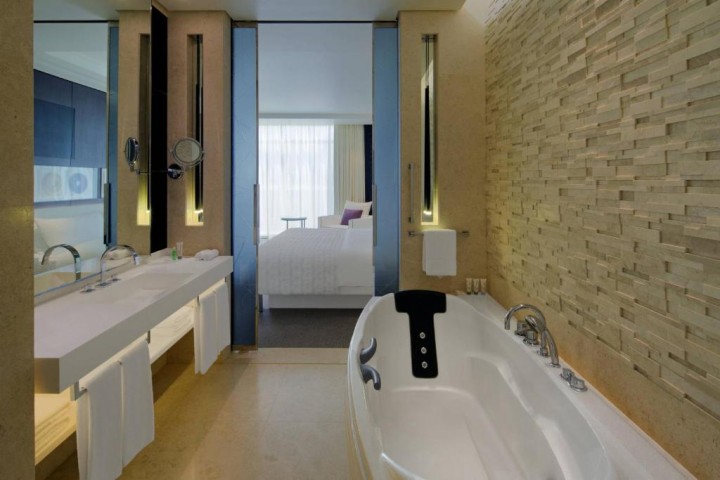 Premium Suite Near The Irish Village 19 Luxury Bookings