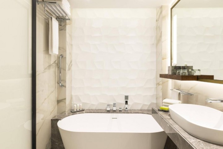 Premium Suite Near The Irish Village 20 Luxury Bookings