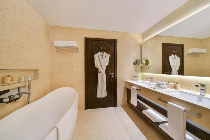 Luxury Deluxe Room Near Wafi Shopping Mall 3 Luxury Bookings