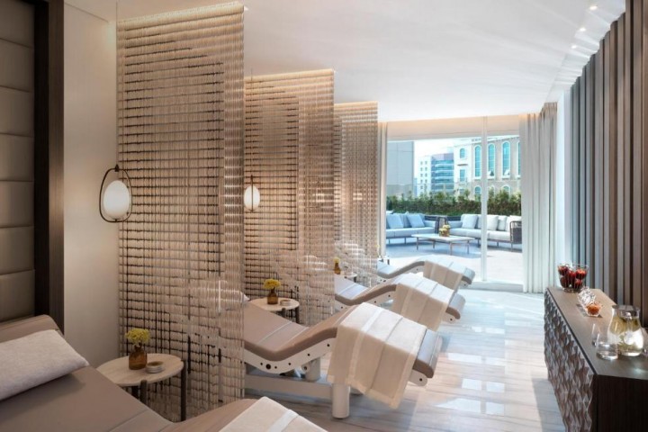 One Bedroom King Suite nearby Wafi Shopping Mall 13 Luxury Bookings