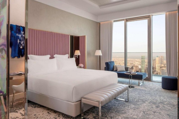 Signature King Room Near Dubai Design District 18 Luxury Bookings