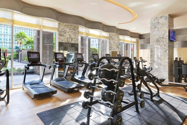 Deluxe Room Near Financial Center Metro 21 Luxury Bookings