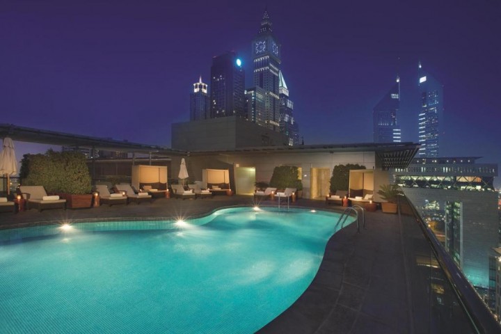 Deluxe Room Near Financial Center Metro 25 Luxury Bookings