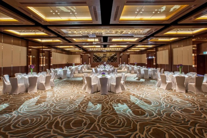 Superior Double Room Near Dubai Festival Mall 8 Luxury Bookings