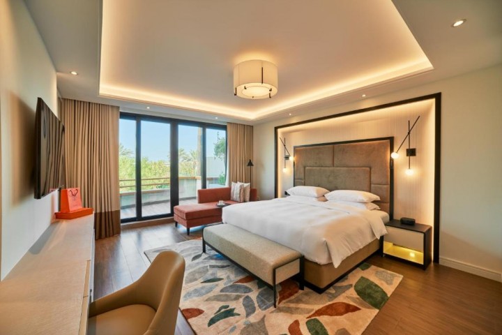 Two Bedroom Apartment Near fashion Club 7 Luxury Bookings