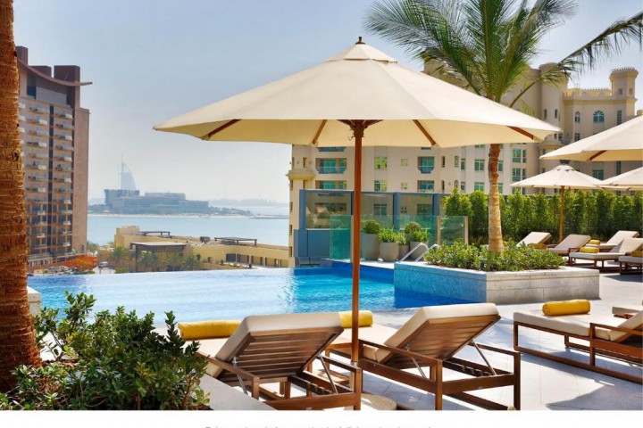 Deluxe Room Near Nakheel Mall palm Jumeirah 8 Luxury Bookings