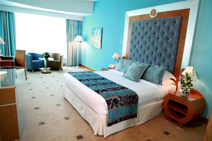 Junior Suite Near Al Zarooni Building Marina 0 Luxury Bookings