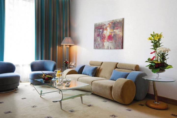 Junior Suite Near Al Zarooni Building Marina 7 Luxury Bookings