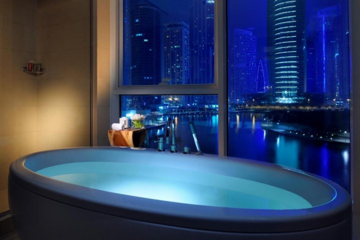Premium One Bedroom Suite Near DMCC Metro Station 4 Luxury Bookings