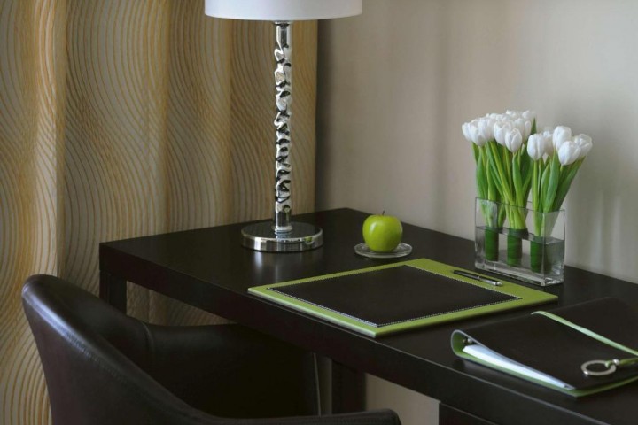 Premium One Bedroom Suite Near DMCC Metro Station 8 Luxury Bookings