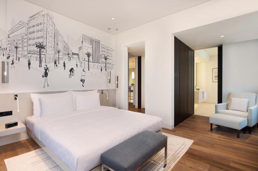 Two Bedroom Residence Near City Walk Shopping Mall Luxury Bookings