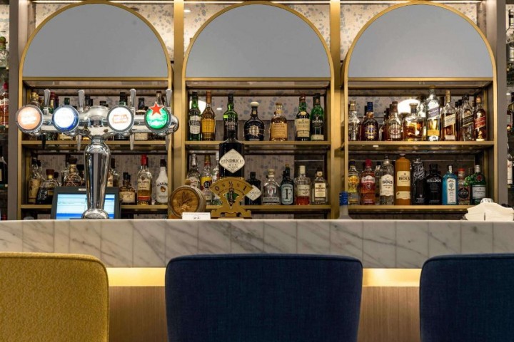 Prestige King Suite Near Al Maya Supermarket Jbr 12 Luxury Bookings