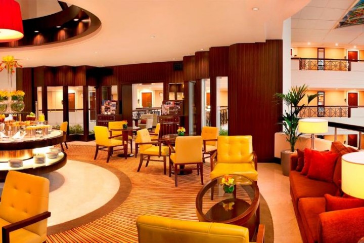Classic King Room Near Le Royal Club Dubai 8 Luxury Bookings