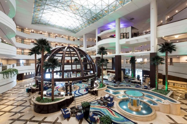 Classic King Room Near Le Royal Club Dubai 10 Luxury Bookings