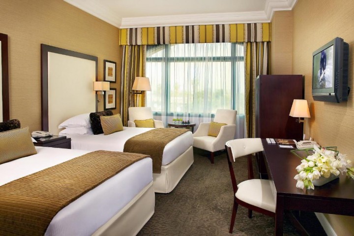 Classic King Room Near Le Royal Club Dubai 16 Luxury Bookings