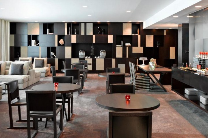 Executive Suite Near Dubai Customs 1 Luxury Bookings