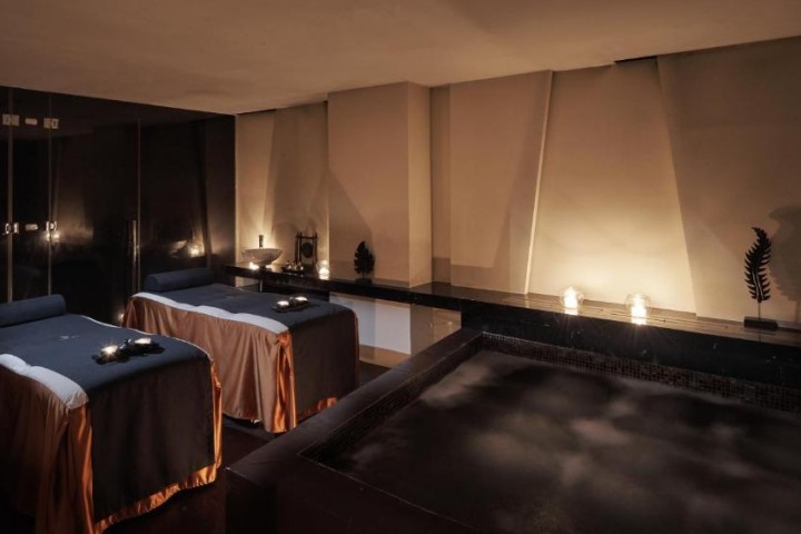 Executive Suite Near Dubai Customs 23 Luxury Bookings