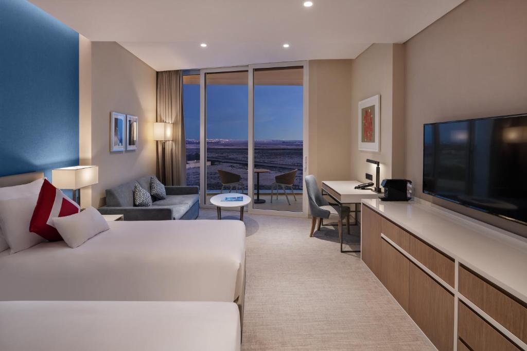 Deluxe Room Near Jabel Ali Golf Resort Luxury Bookings