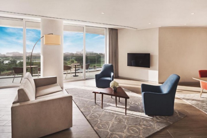 One Bedroom Suite Near Jabel Ali Golf Resort 2 Luxury Bookings