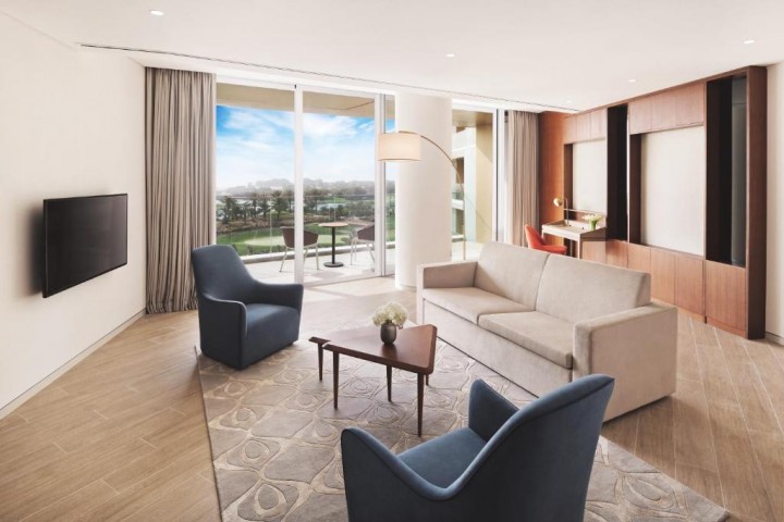 One Bedroom Suite Near Jabel Ali Golf Resort 3 Luxury Bookings