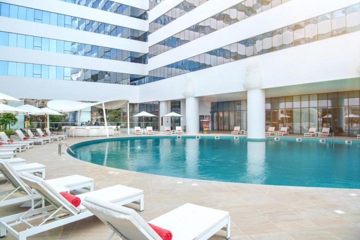 King Studio Apartment Near Spring Green Supermarket By Luxury Bookings 15 Luxury Bookings