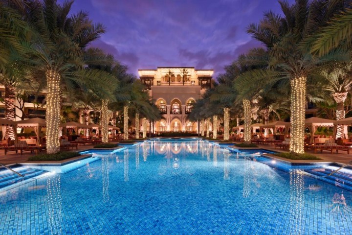 Diplomatic Suite Near Souk Al Bahar Downtown. 13 Luxury Bookings