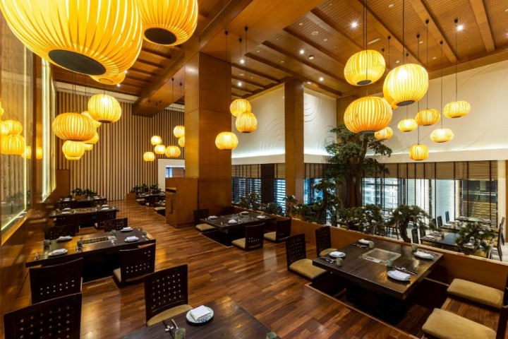 Superior King Room Near Reef Mall 18 Luxury Bookings