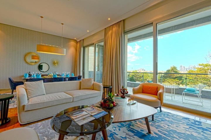 Two Bedroom Luxury Suite near Paradise Beach 5 Luxury Bookings