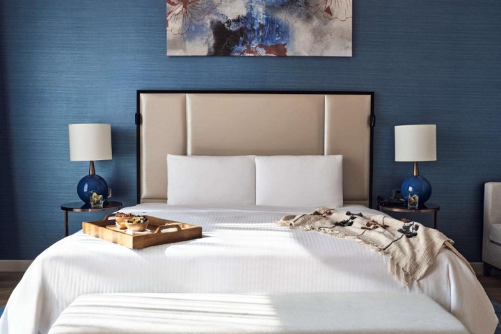 Two Bedroom Luxury Suite near Paradise Beach 20 Luxury Bookings