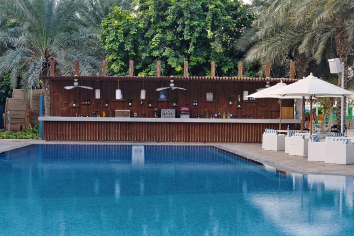 Three Bedroom Luxury Suite near Paradise Beach 23 Luxury Bookings