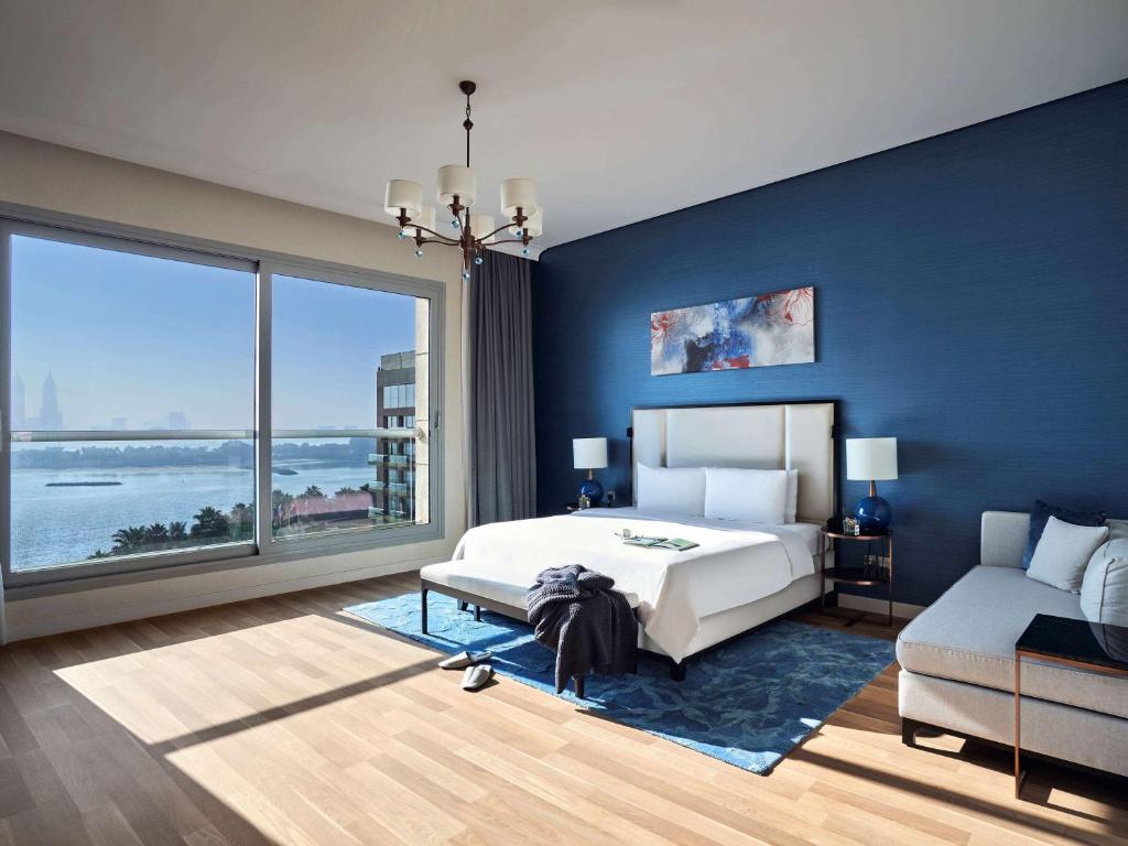 Five Bedroom Luxury Suite  near Paradise Beach Luxury Bookings