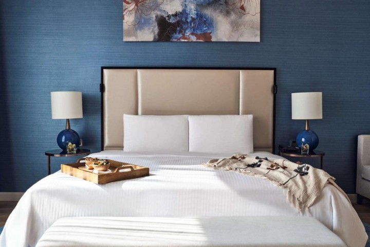 Five Bedroom Luxury Suite  near Paradise Beach 23 Luxury Bookings