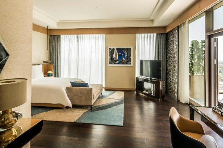 Deluxe Terrace one Bedroom King Suite 4 Luxury Bookings