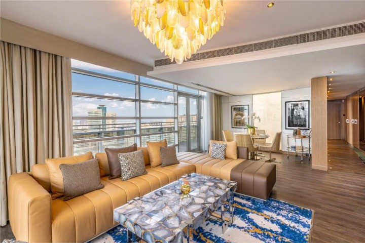 Grand Suite Near falcon Tower Deira 3 Luxury Bookings