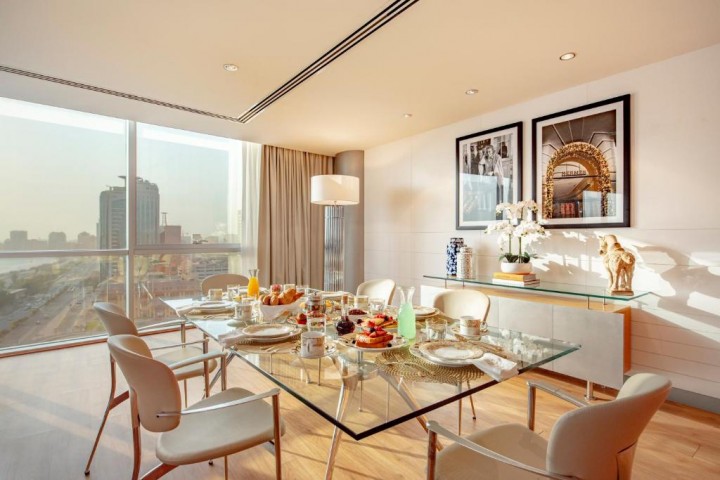 Grand Suite Near falcon Tower Deira 7 Luxury Bookings