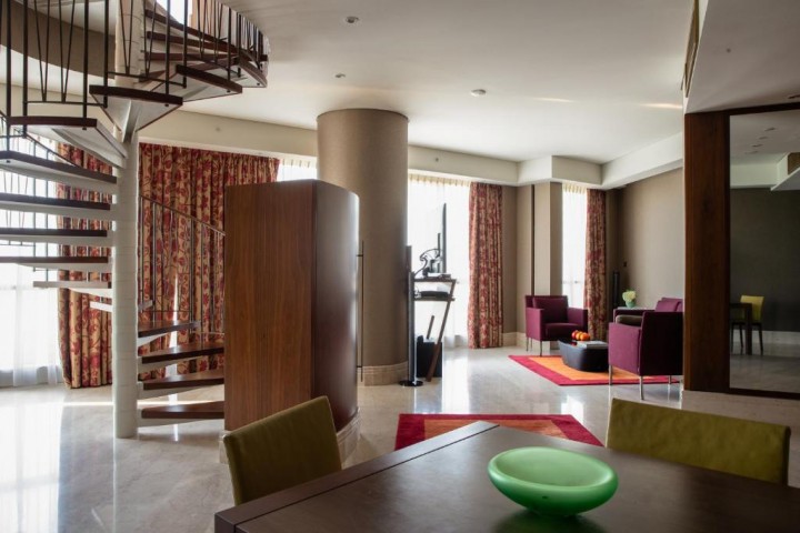 Deluxe Room Near Aviation Club Garhoud 11 Luxury Bookings