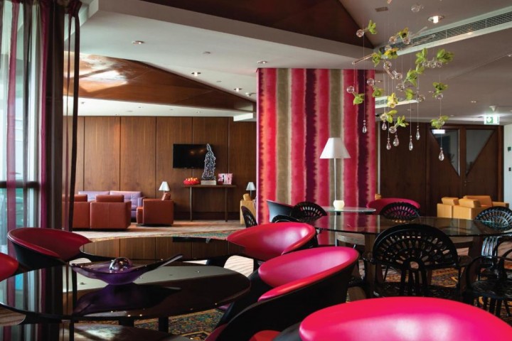 One Bedroom Suite Near Aviation Club Garhoud 5 Luxury Bookings