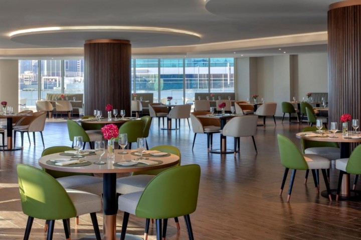 One Bedroom Apartment Near The Media Lounge Palm 15 Luxury Bookings