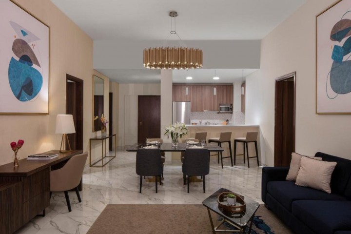 Superior Duplex Apartment Near Mina Seyahi Beach 13 Luxury Bookings