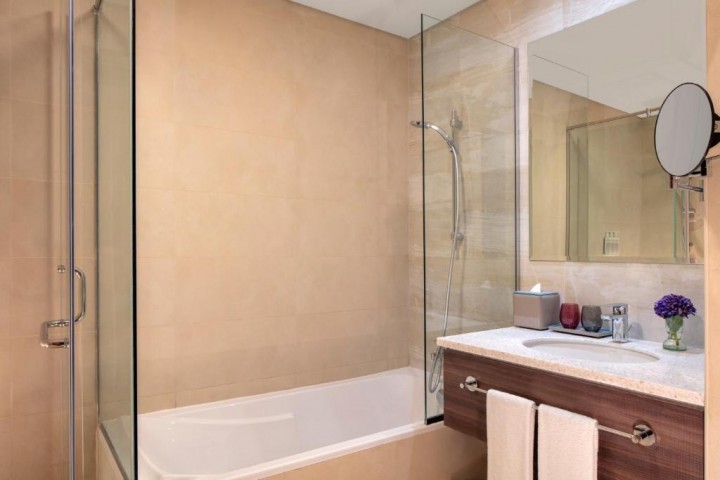Two Bedroom Apartment Near Mina Seyahi Beach 3 Luxury Bookings