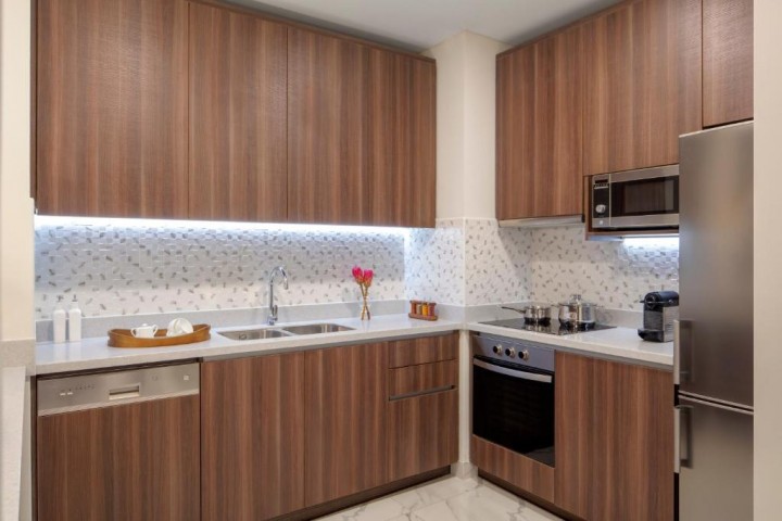 Two Bedroom Apartment Near Mina Seyahi Beach 4 Luxury Bookings