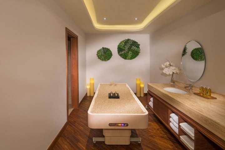 Luxury Deluxe Room In Palm Jumeirah 13 Luxury Bookings