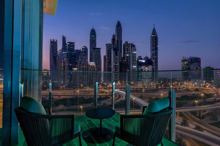 Superior Room Near Jumeirah Bay Towers x3 Jlt 21 Luxury Bookings