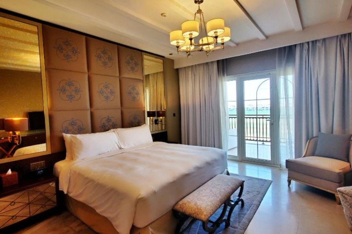 Deluxe Room Near Al Habtoor Polo Club 2 Luxury Bookings