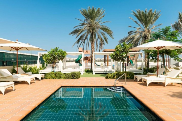 Deluxe Room Near Al Habtoor Polo Club 21 Luxury Bookings