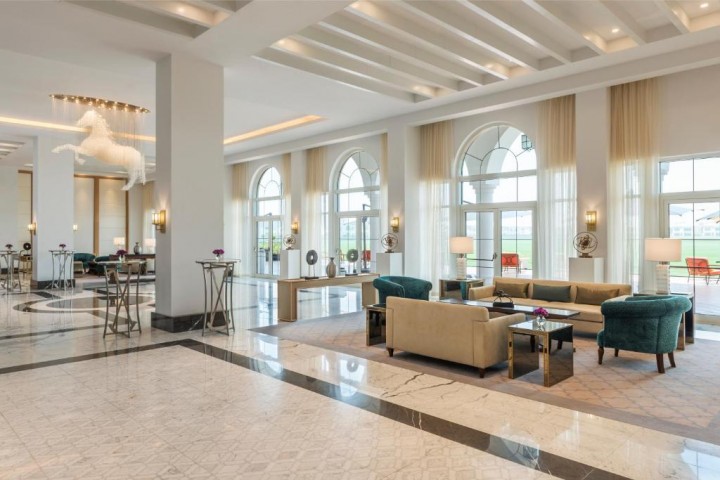 Royal Suite Near Al Habtoor Polo Club 14 Luxury Bookings